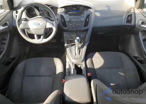 2016 Ford Focus Se z USA, uszkodzony, nr VIN 1FADP3F26GL387935